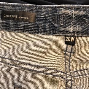 EUC Kut Catherine boyfriend jean distressed 20W